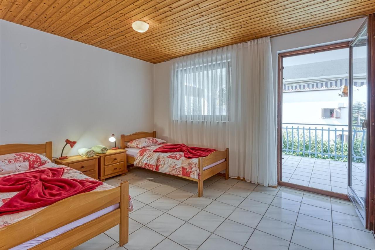 Apartments Kiki Spada Poreč Eksteriør bilde