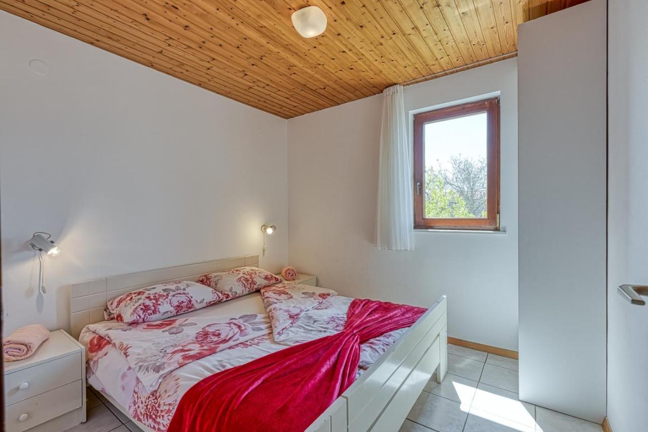 Apartments Kiki Spada Poreč Eksteriør bilde