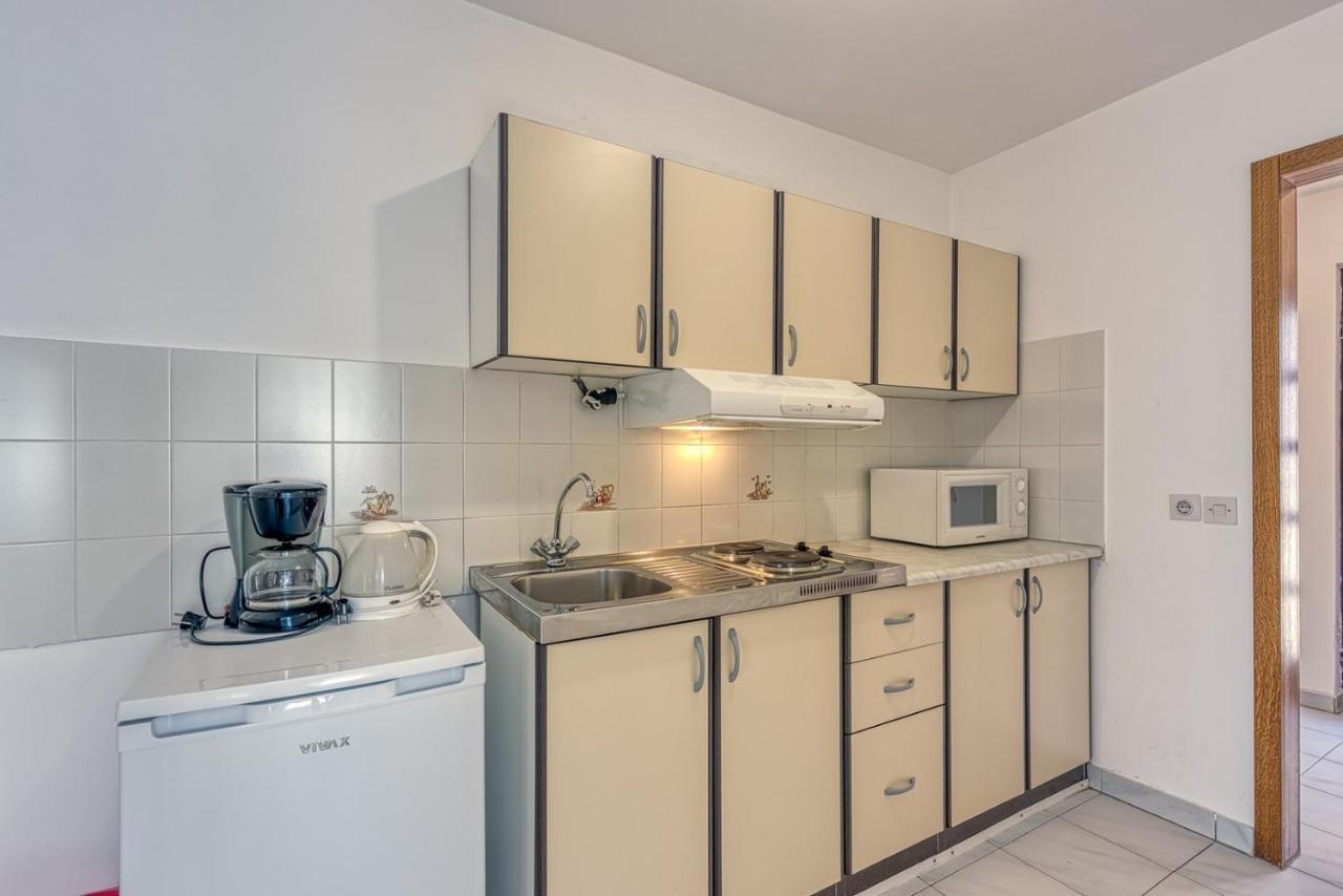 Apartments Kiki Spada Poreč Eksteriør bilde